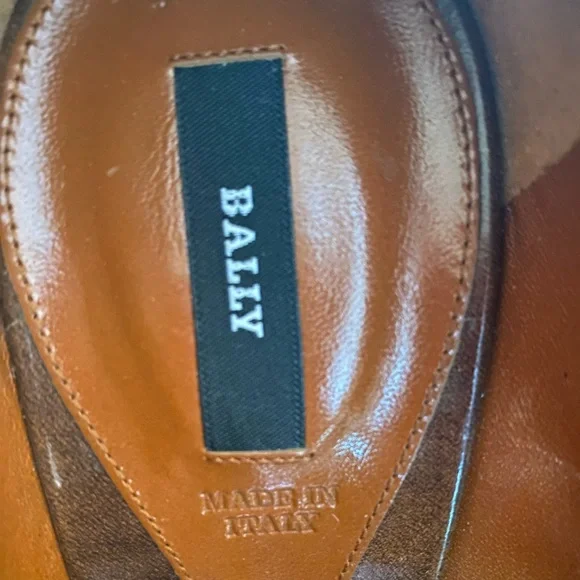 Gorgeous Bally Peep-Toe Heels - Picture 2 of 8